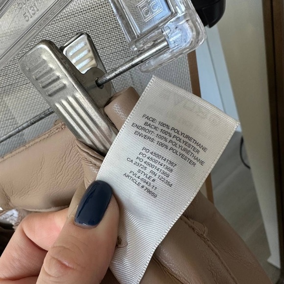 Wilfred Faux Leather High-Waisted Shorts – Taupe Beige – Size 00 (Never Worn) - Picture 9 of 9